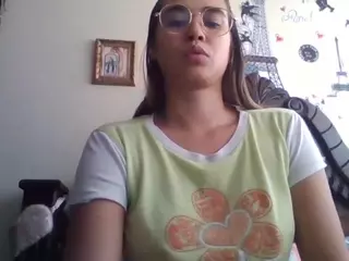 Trianabell's Live Sex Cam Show