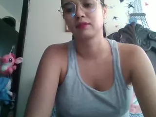 Trianabell's Live Sex Cam Show