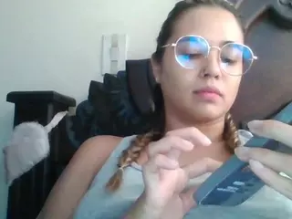 Trianabell's Live Sex Cam Show
