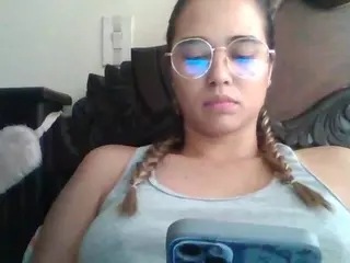 Trianabell's Live Sex Cam Show