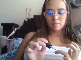 Trianabell's Live Sex Cam Show