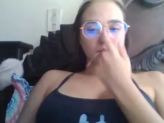 Trianabell's Live Sex Cam Show