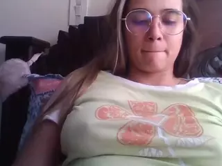 Trianabell's Live Sex Cam Show