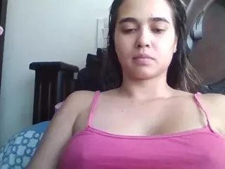 Trianabell's Live Sex Cam Show