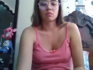 Trianabell's Live Sex Cam Show