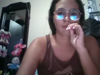 Trianabell's Live Sex Cam Show