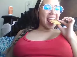 Trianabell's Live Sex Cam Show