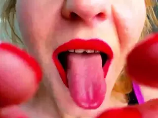 AlisaRedheir's Live Sex Cam Show