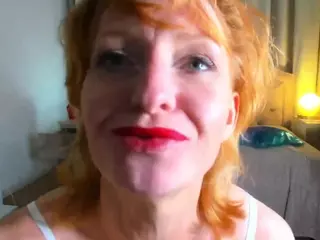 AlisaRedheir's Live Sex Cam Show