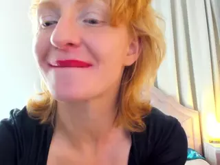 AlisaRedheir's Live Sex Cam Show