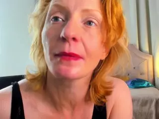 AlisaRedheir's Live Sex Cam Show