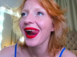 AlisaRedheir's Live Sex Cam Show