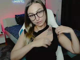 Amelia-Six's Live Sex Cam Show