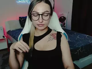 Amelia-Six's Live Sex Cam Show