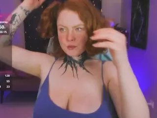 CassieRedKiss's Live Sex Cam Show