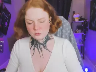 CassieRedKiss's Live Sex Cam Show