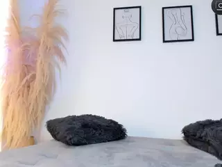 chantal-smith's Live Sex Cam Show