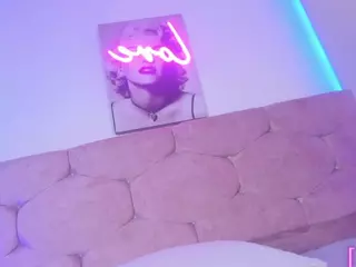lunar-leen's Live Sex Cam Show