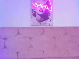 lunar-leen's Live Sex Cam Show