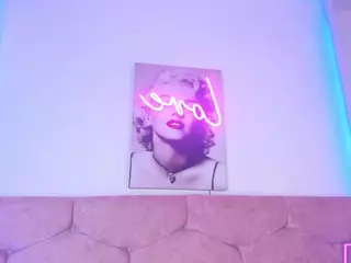 lunar-leen's Live Sex Cam Show