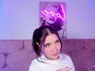 lunar-leen's Live Sex Cam Show