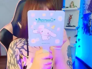 FluffyBubble21's Live Sex Cam Show