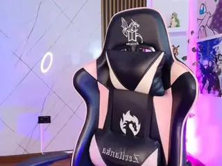 FluffyBubble21's Live Sex Cam Show
