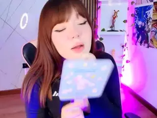 FluffyBubble21's Live Sex Cam Show