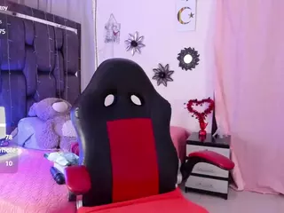 MELISSAMASSU's Live Sex Cam Show