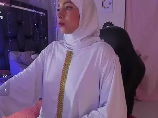 MELISSAMASSU's Live Sex Cam Show