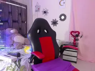 MELISSAMASSU's Live Sex Cam Show