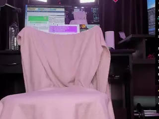 RaissaSky's Live Sex Cam Show