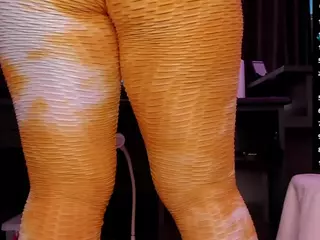 RaissaSky's Live Sex Cam Show