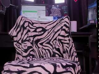 Live cam show with RaissaSky