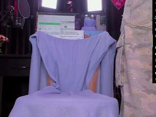Live cam show with RaissaSky
