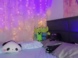NanaLeon's Live Sex Cam Show