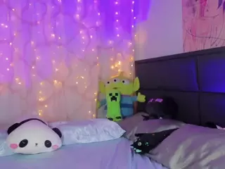 NanaLeon's Live Sex Cam Show