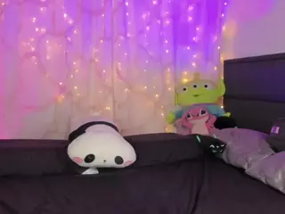 NanaLeon's Live Sex Cam Show