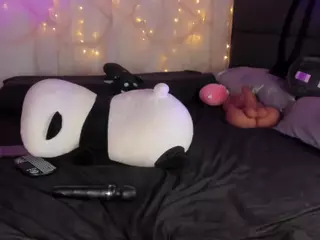 NanaLeon's Live Sex Cam Show