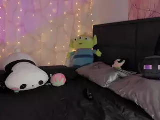 NanaLeon's Live Sex Cam Show