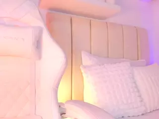 Pamela-White's Live Sex Cam Show