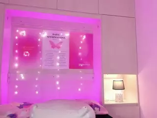 TamaraZaki's Live Sex Cam Show