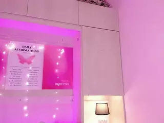 TamaraZaki's Live Sex Cam Show