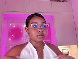 TamaraZaki's Live Sex Cam Show