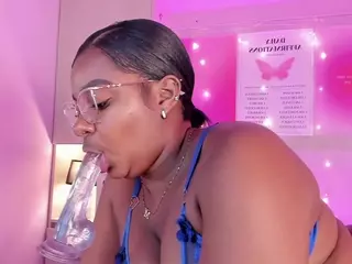 TamaraZaki's Live Sex Cam Show