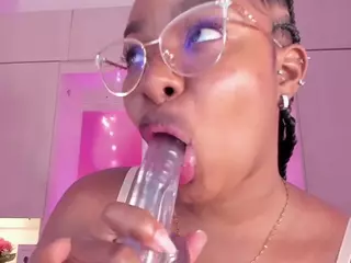 TamaraZaki's Live Sex Cam Show