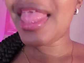 TamaraZaki's Live Sex Cam Show