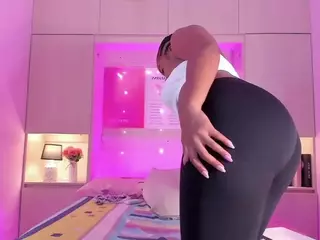 TamaraZaki's Live Sex Cam Show