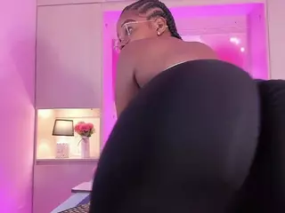 TamaraZaki's Live Sex Cam Show