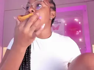 TamaraZaki's Live Sex Cam Show